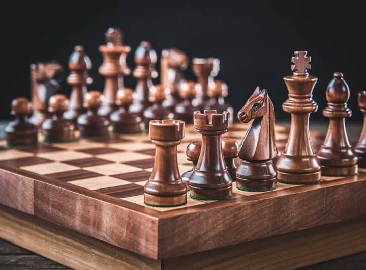 Echiquier en bois : critères de choix et esthétique des modèles artisanaux