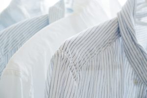 Style estival pour Lui : le pantalon en lin