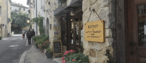 Comment rep&eacute;rer les authentiques bistrots de village gr&acirc;ce &agrave; ce label anti attrape-touristes