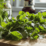 D&eacute;couvrez la m&eacute;thode infaillible pour garder les herbes fra&icirc;ches et pr&eacute;server leur saveur intense