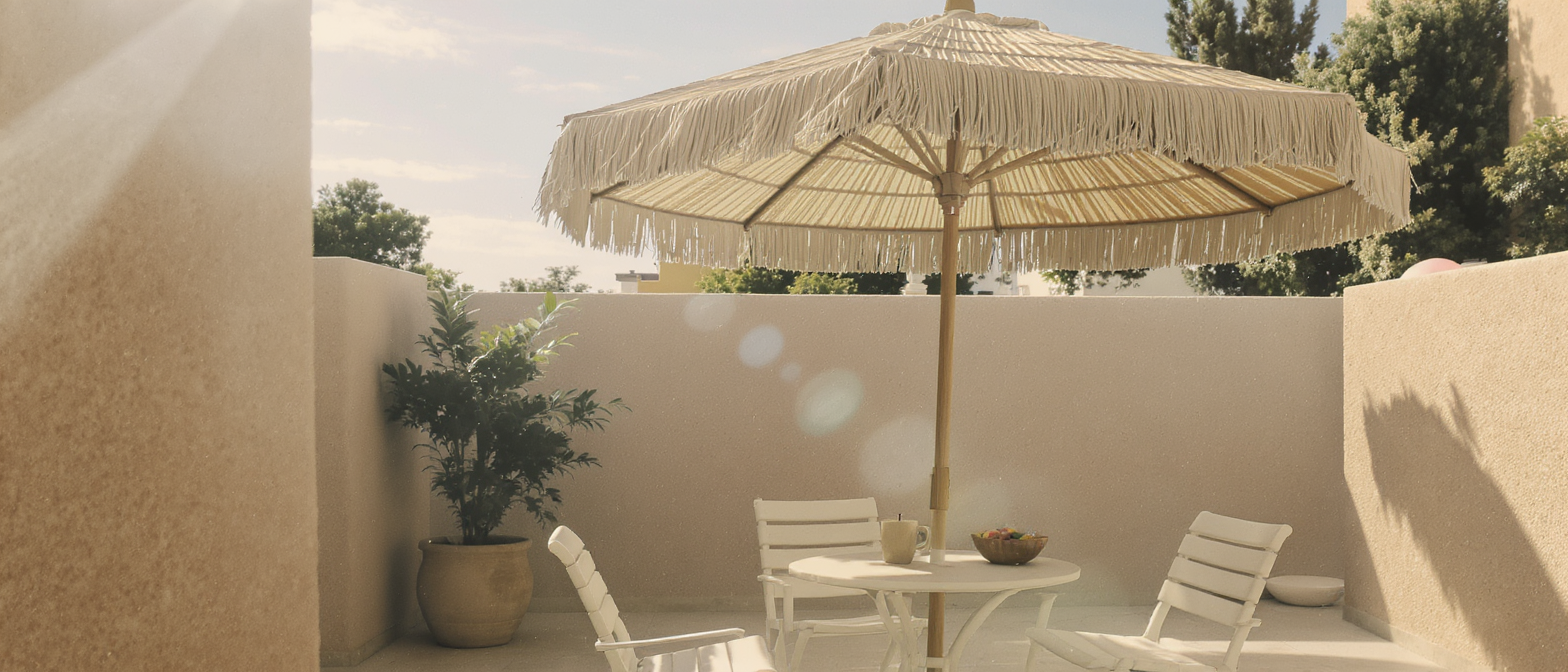 Parasol : d&eacute;couvrez le mod&egrave;le embl&eacute;matique qui marque le retour estival le plus tendance
