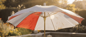 Parasol : d&eacute;couvrez le mod&egrave;le embl&eacute;matique qui marque le retour estival le plus tendance