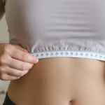 Comment mesurer sa taille de soutien-gorge ? Le guide pratique avec tableau des correspondances