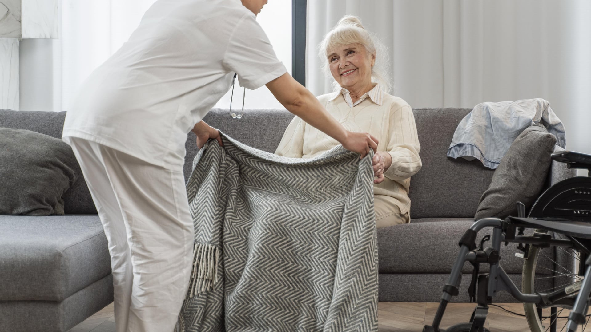 Comment choisir une agence proposant une prise en charge complète à domicile ?